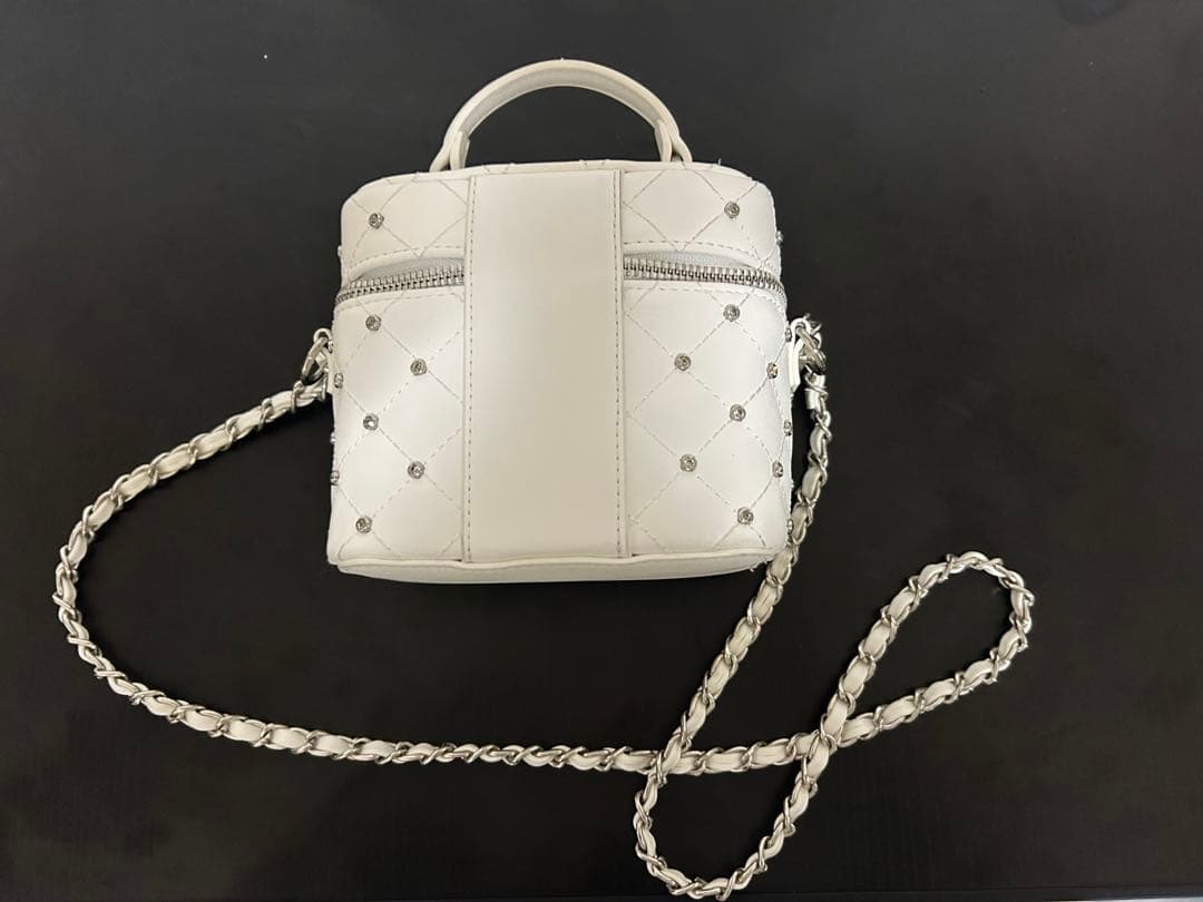 キルティングビジュースクエアミニバッグ white
