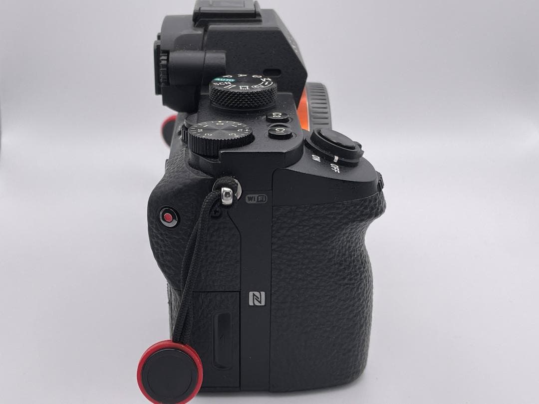 SONY α7II ILCE-7M2　ボディ【シャッター29,609回】