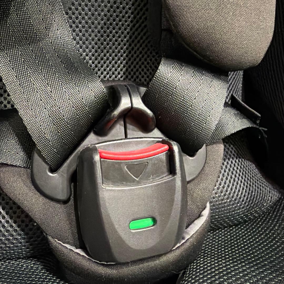 combi クルムーヴ コンパクト R129 美品