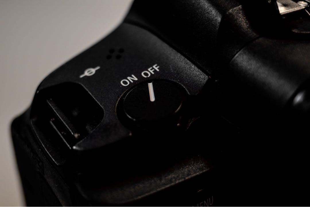 Canon EOS R5（ボディ）