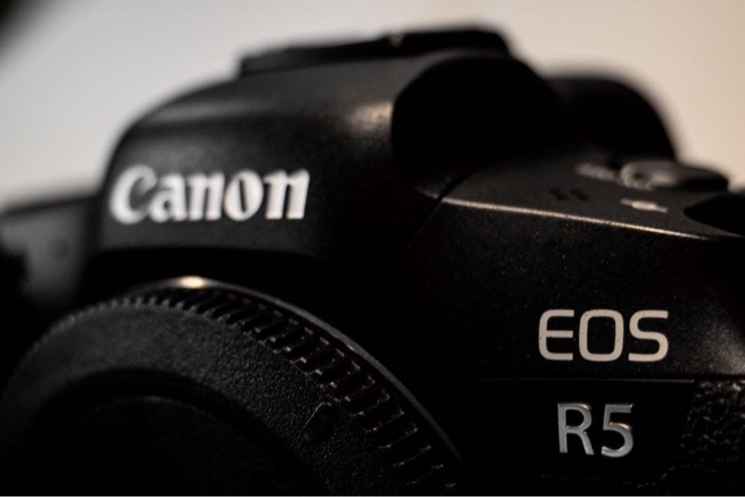Canon EOS R5（ボディ）