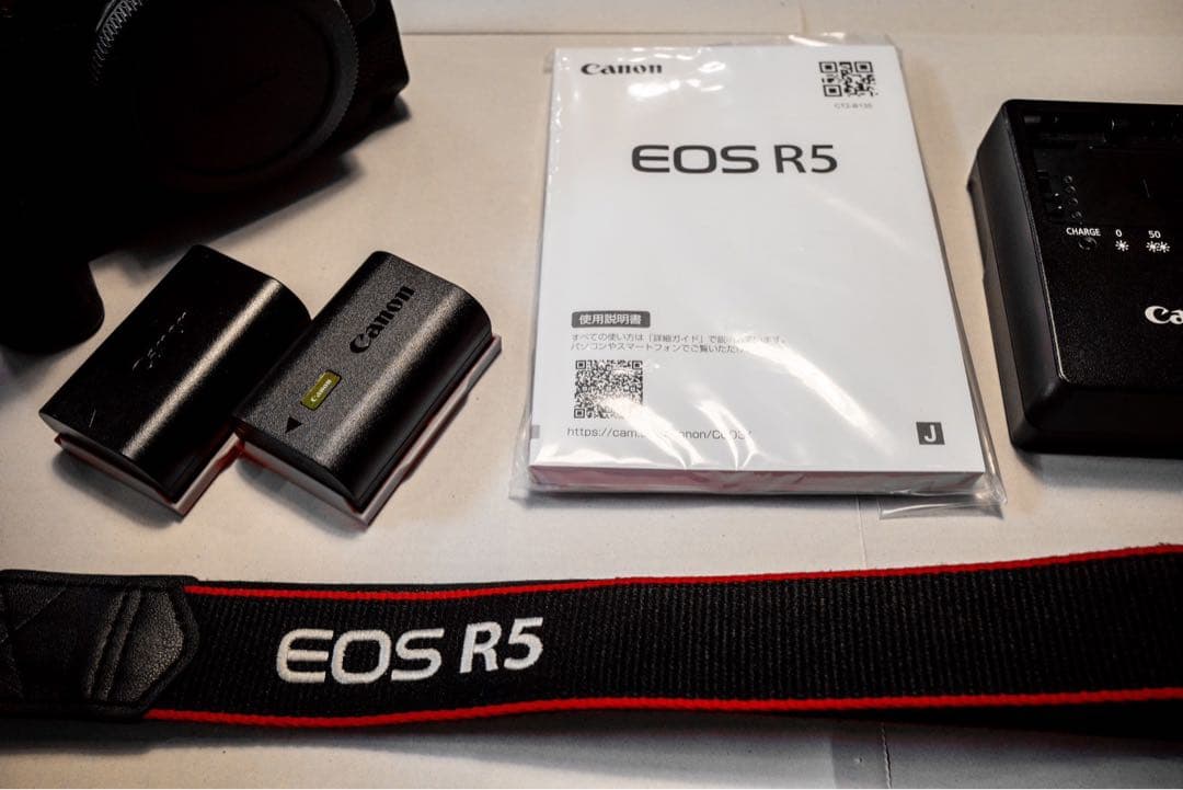Canon EOS R5（ボディ）