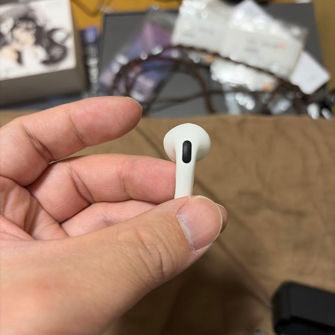 AirPods4 本体 ノイズキャンセル付き
