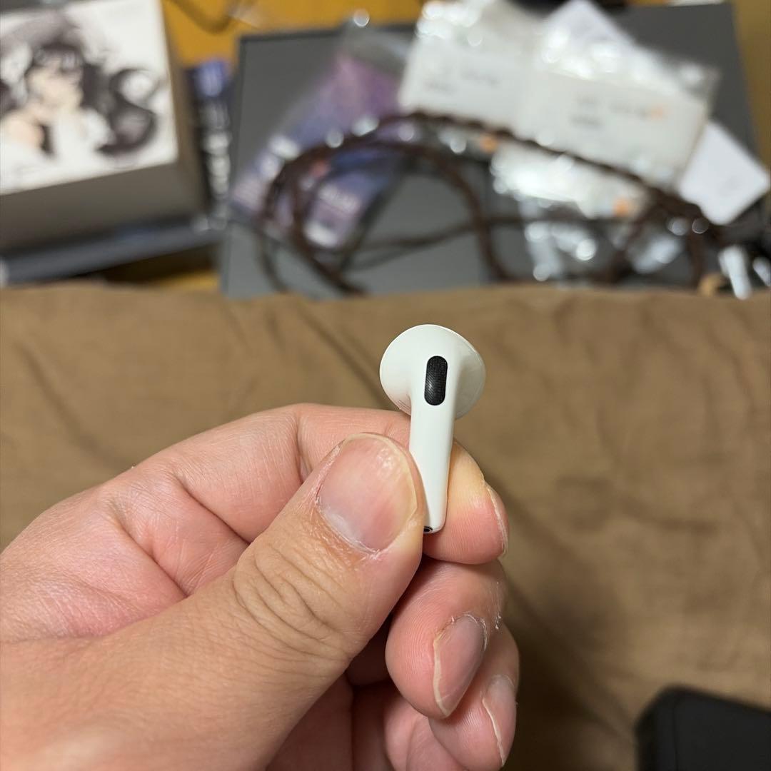 AirPods4 本体 ノイズキャンセル付き