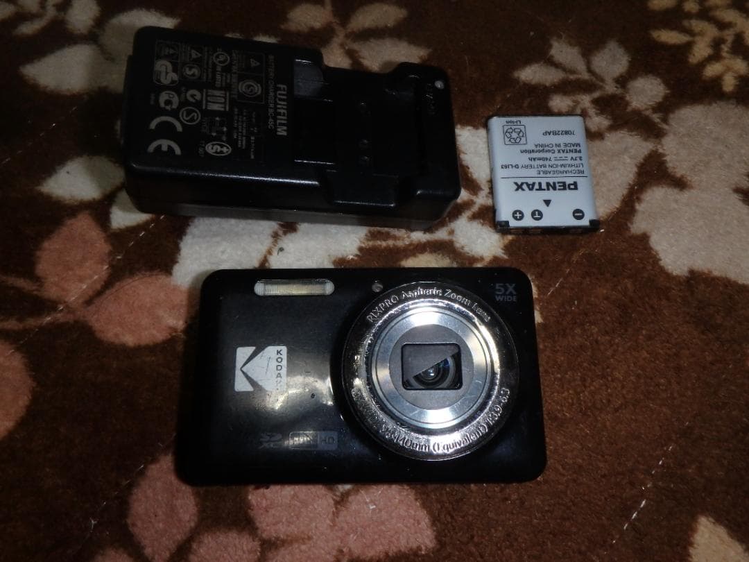 動作品 コダック PIXPRO FZ55　デジタルカメラ 難あり B