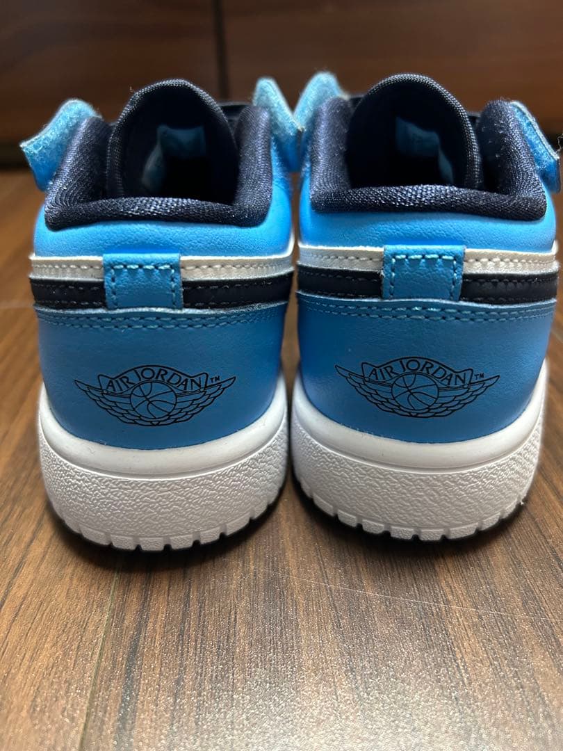 【大幅値下げ】新品！NIKE エアジョーダン1 LOW スニーカー