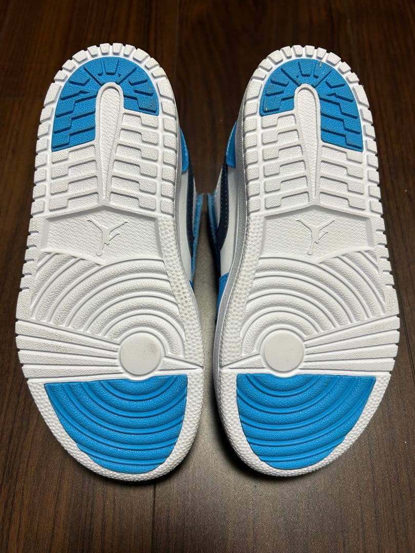 【大幅値下げ】新品！NIKE エアジョーダン1 LOW スニーカー