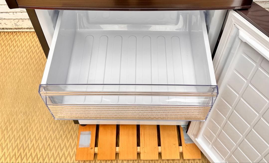 ③【送料無料】2020年SHARPノンフロン冷凍冷蔵庫　SJ-PD28F-T