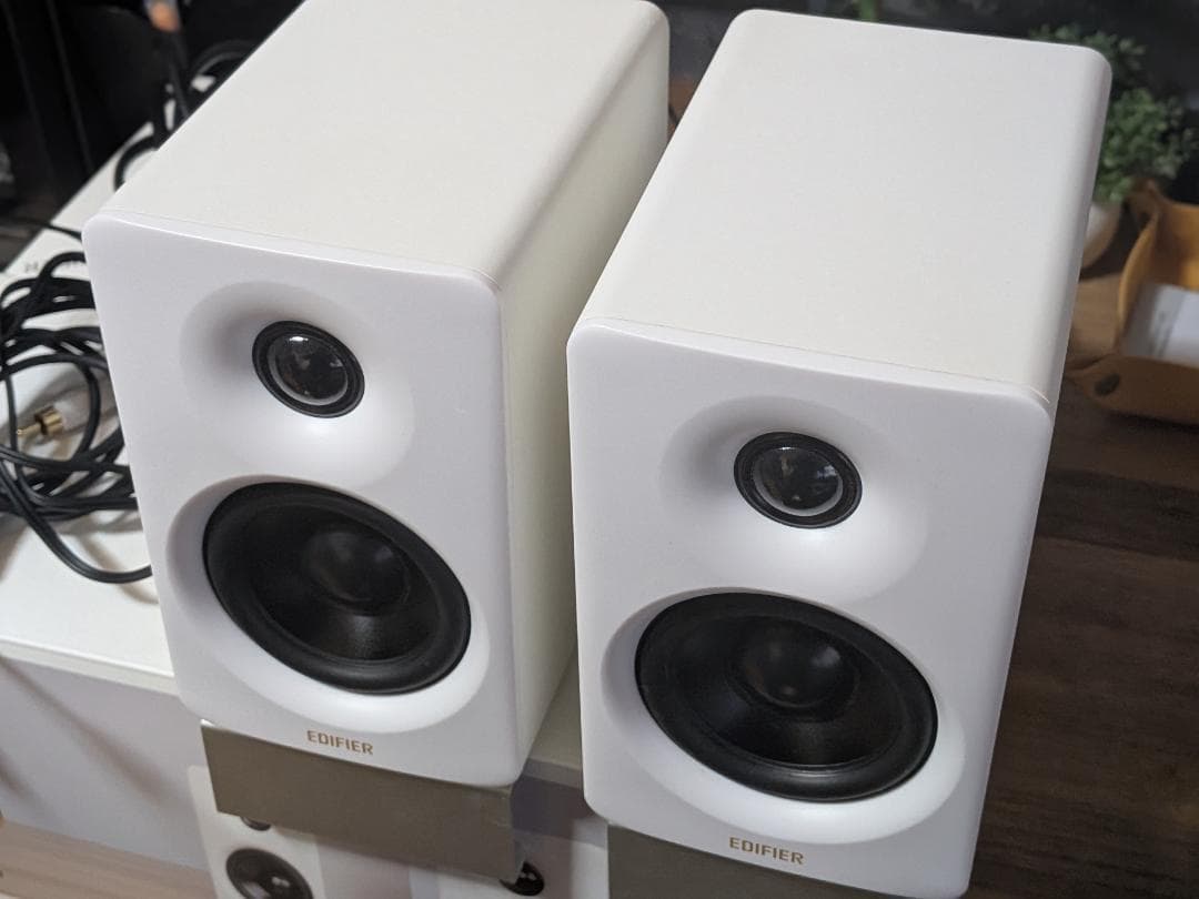 Edifier M60 ホワイト スピーカー