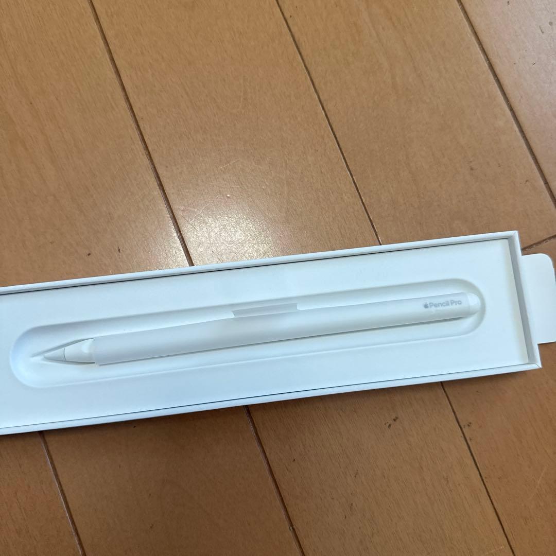 Apple iPad Air スターライト 本体