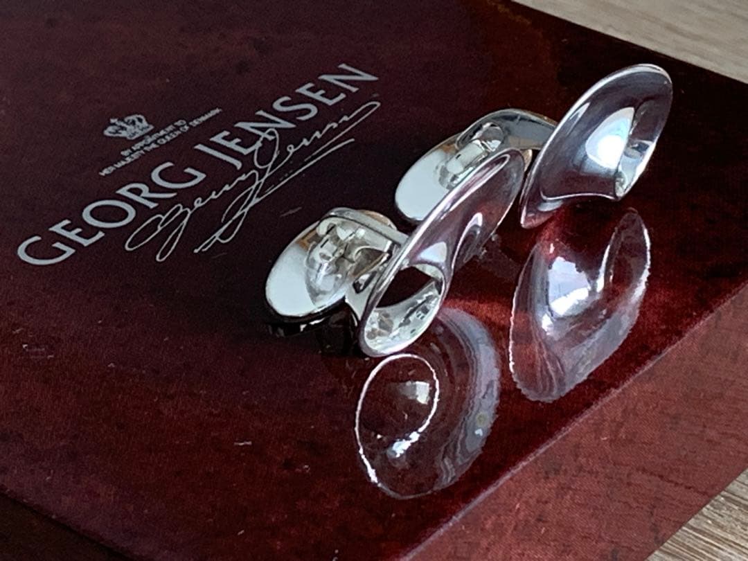 専用⭐️希少 美品 未使用   TORUN142カフリンクス