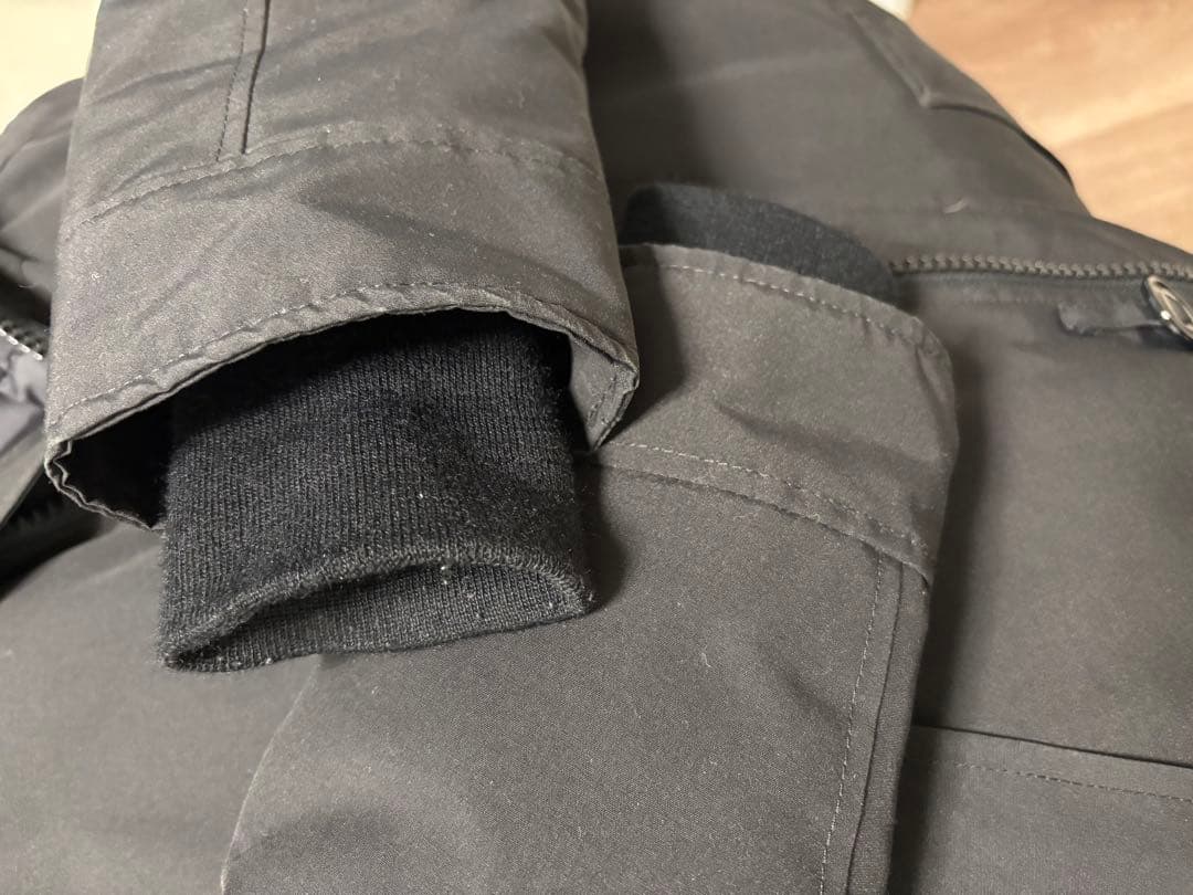 【美品】カナダグース ジャスパー　ダウンジャケット S サイズ　ブラック