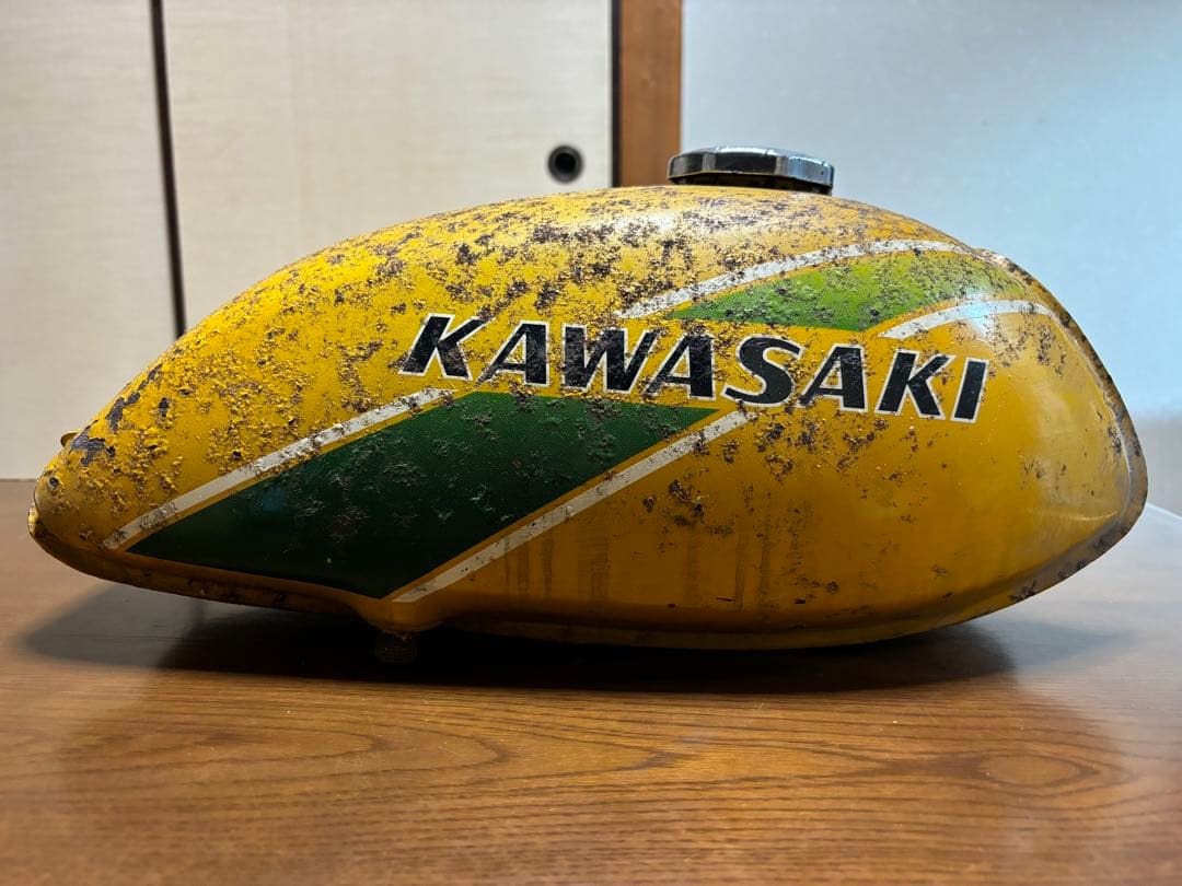 Kawasaki KM90 純正燃料タンク