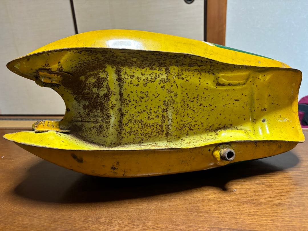 Kawasaki KM90 純正燃料タンク