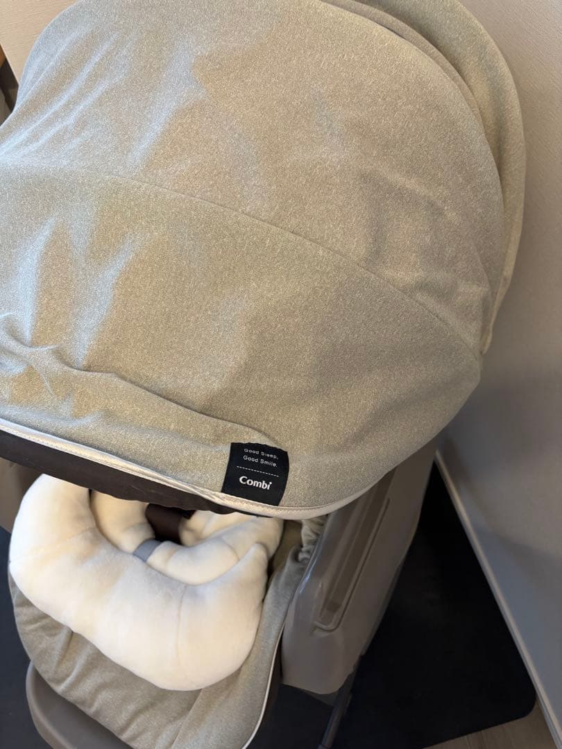 【美品】Combi ネムリラ AT BEDi EG 電動チェア