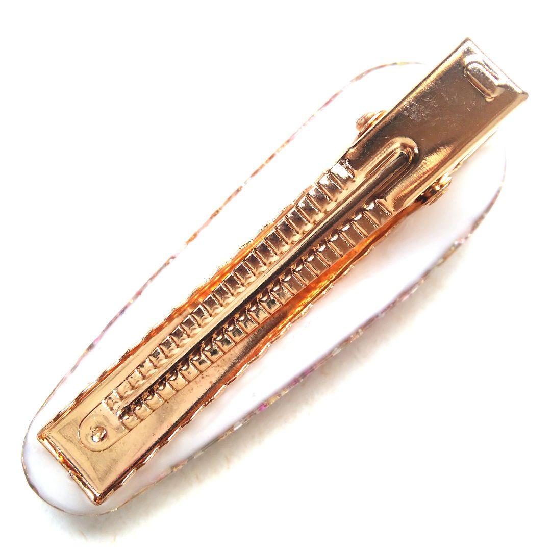 ヘアゴム レジン 横長オーバル型 マトリカリアとキラキラ桜景色 ミントグリーン