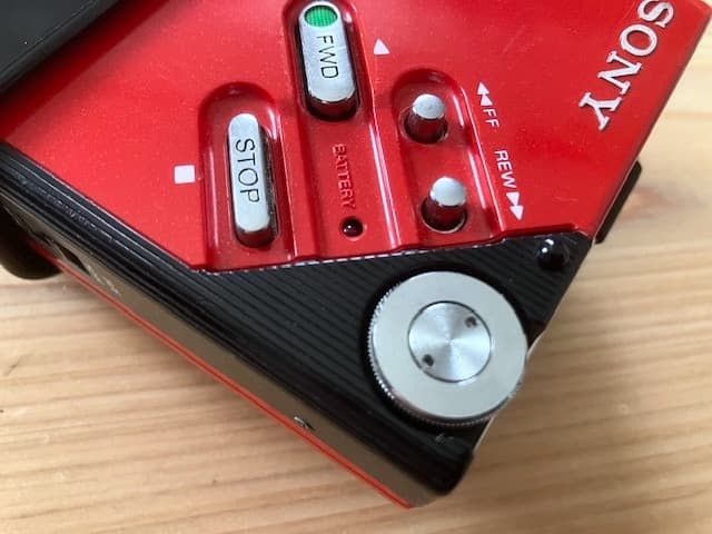 超希少美品 高音質 整備済完全動作品 ソニー WM-2 ホルダー＆新品ヘッドホン