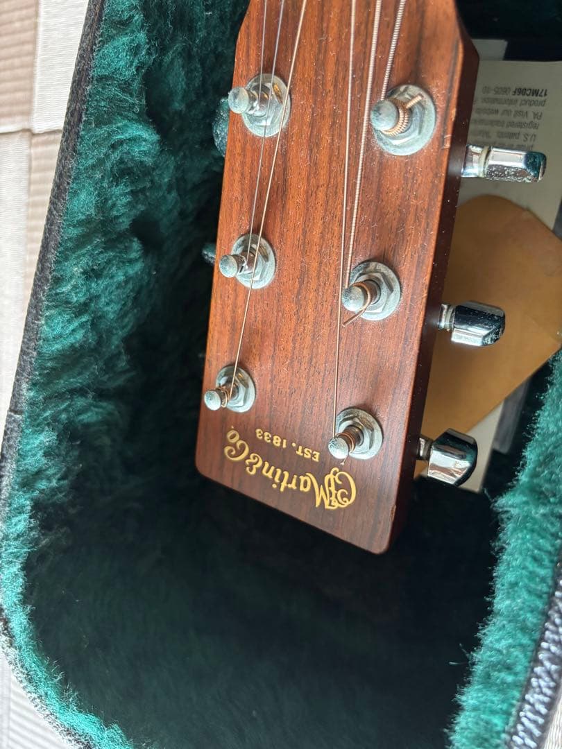 Martin D-16GT アコースティックギター