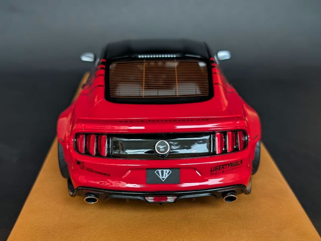 GTスピリット 1/18 Ford Mustang LBWK ASIA EXC