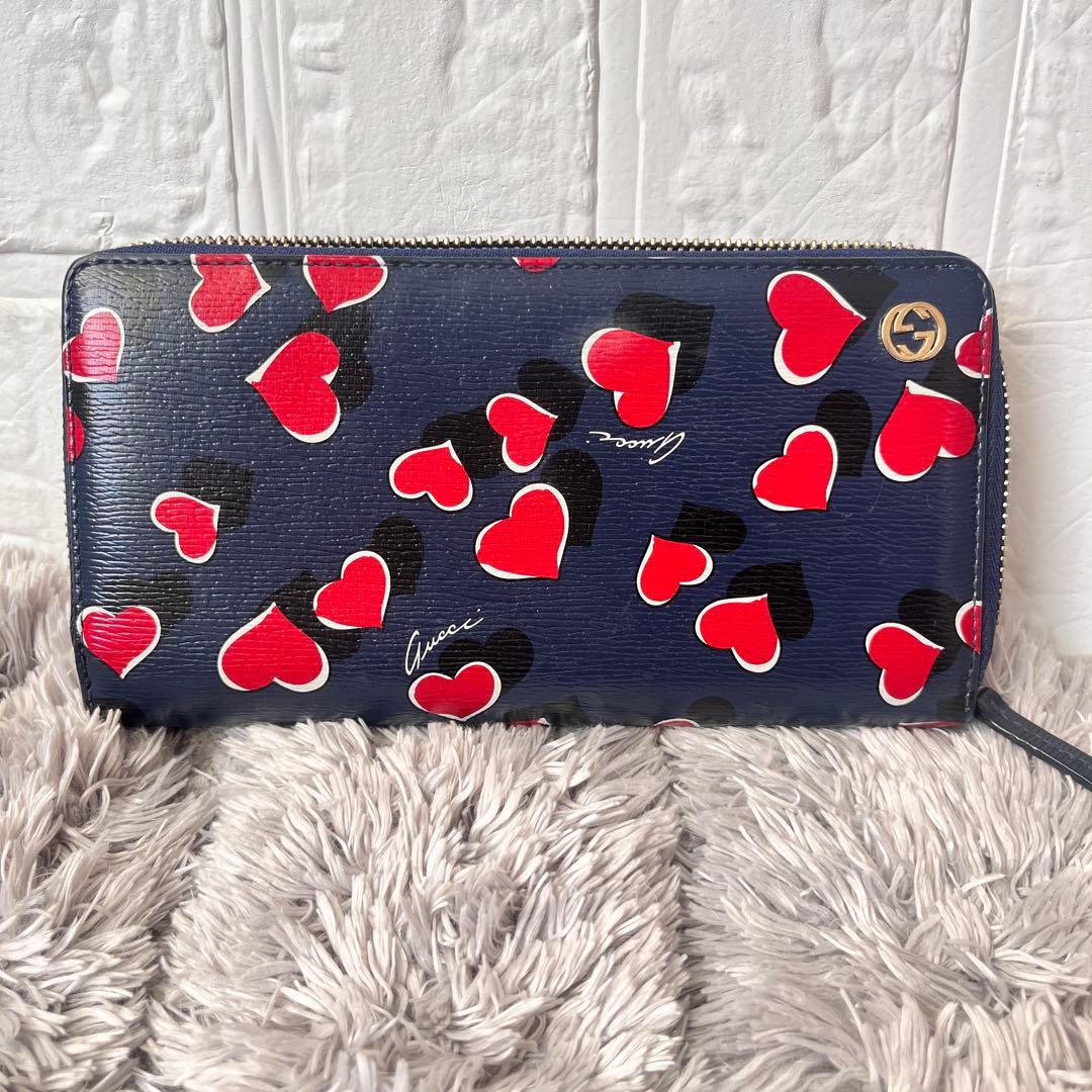 美品✨GUCCI ハートデザイン　ラウンドファスナー　インターロッキング　長財布
