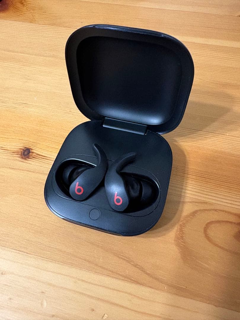 ヘッドホン Beats fit pro black
