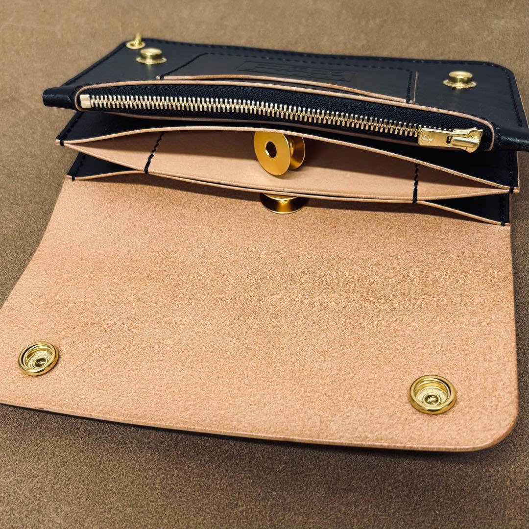 【鳴島】ホースハイド　トラッカーウォレット　黒　茶心　3層　alps