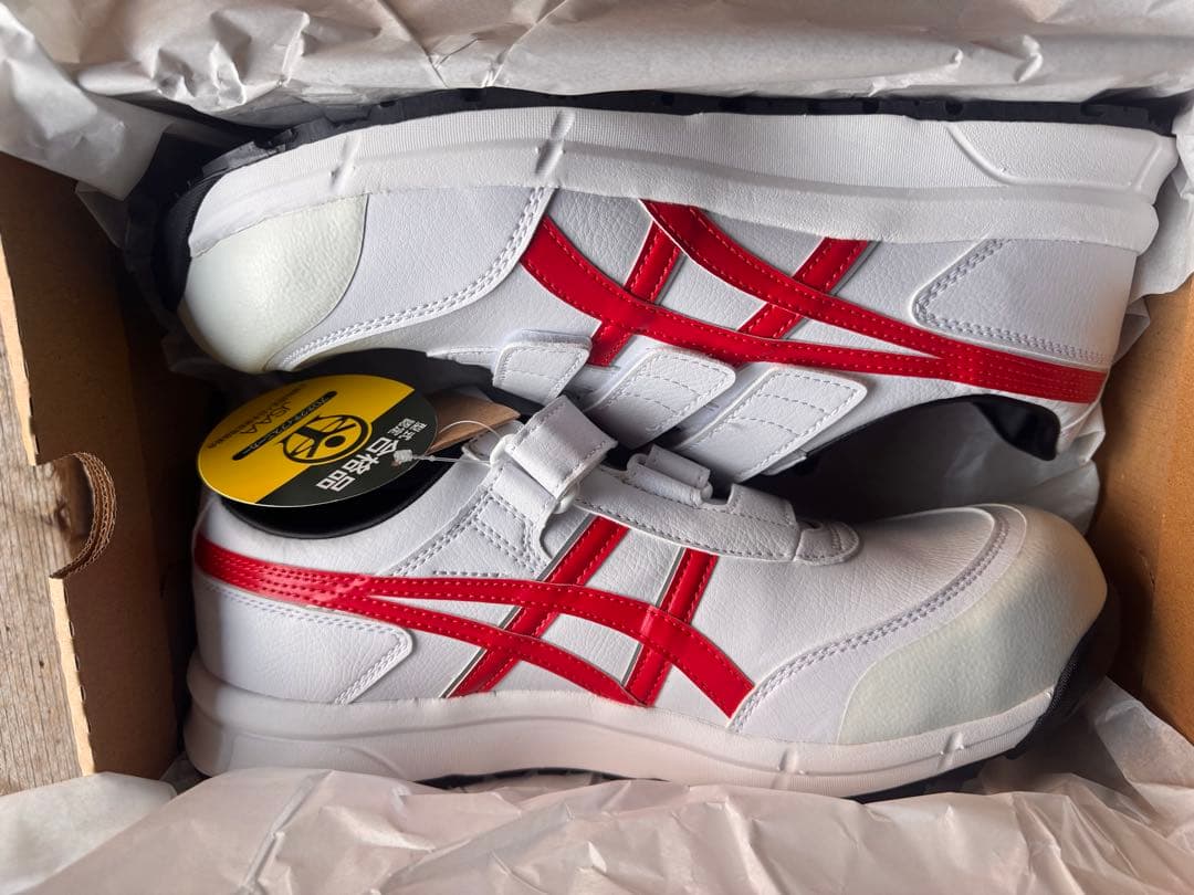 ASICS WINJOB CP301 ホワイト/クラシックレッド 28.0cm