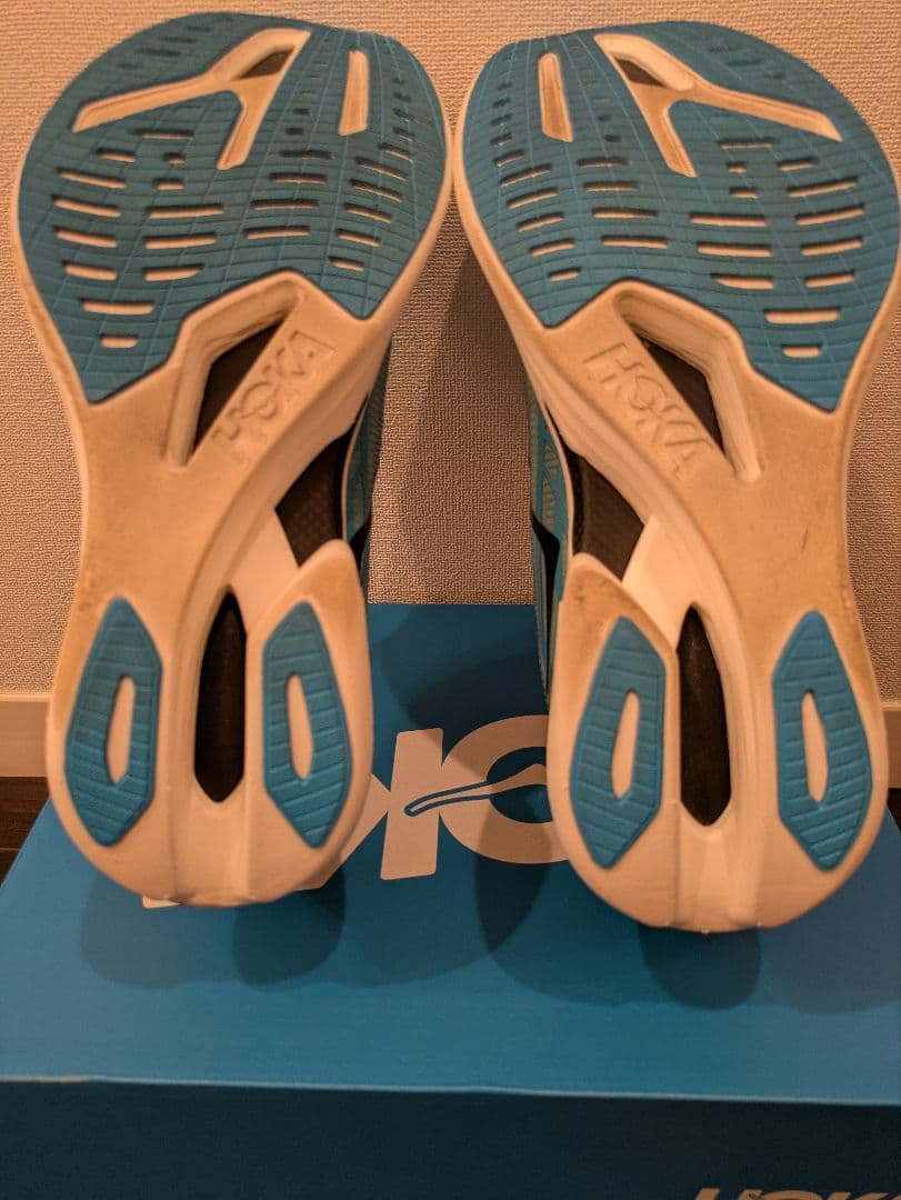 ひ*ん様 【美品】HOKA CIELO X1 2.0 ホカ シエロ 28.0cm