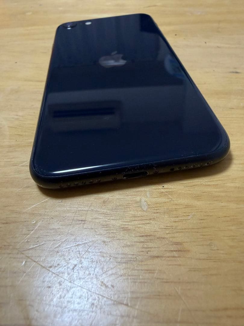 Apple iPhone SE (第3世代) ミッドナイト 本体　SIMフリー