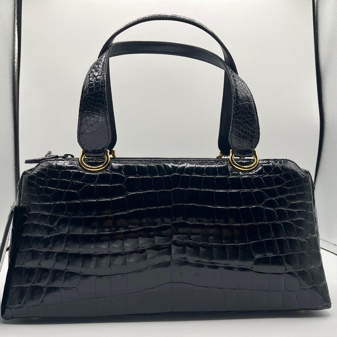 美品◎JRA認定 シャイニングクロコ ハンドバッグ センター取り 黒 明日香