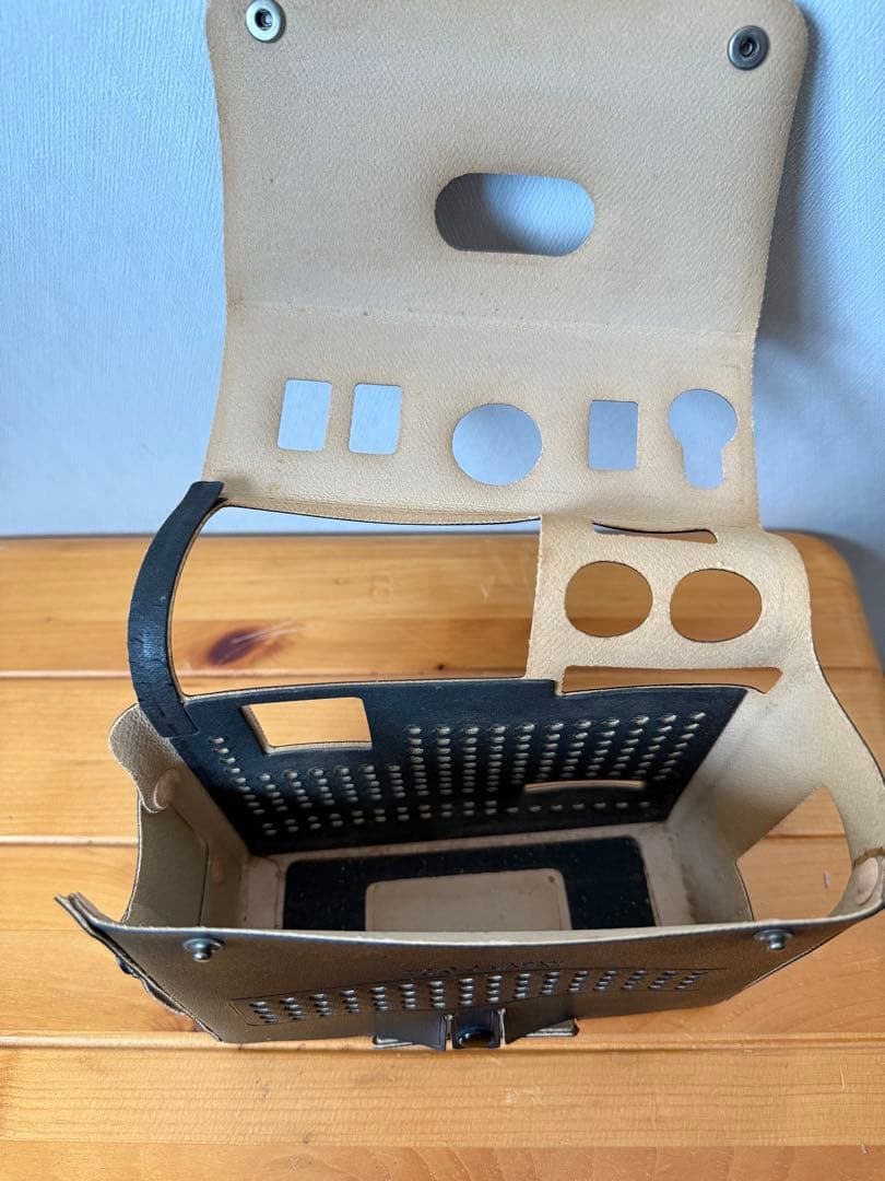 SONY ICF-5500 ポータブルラジオ　ケース付