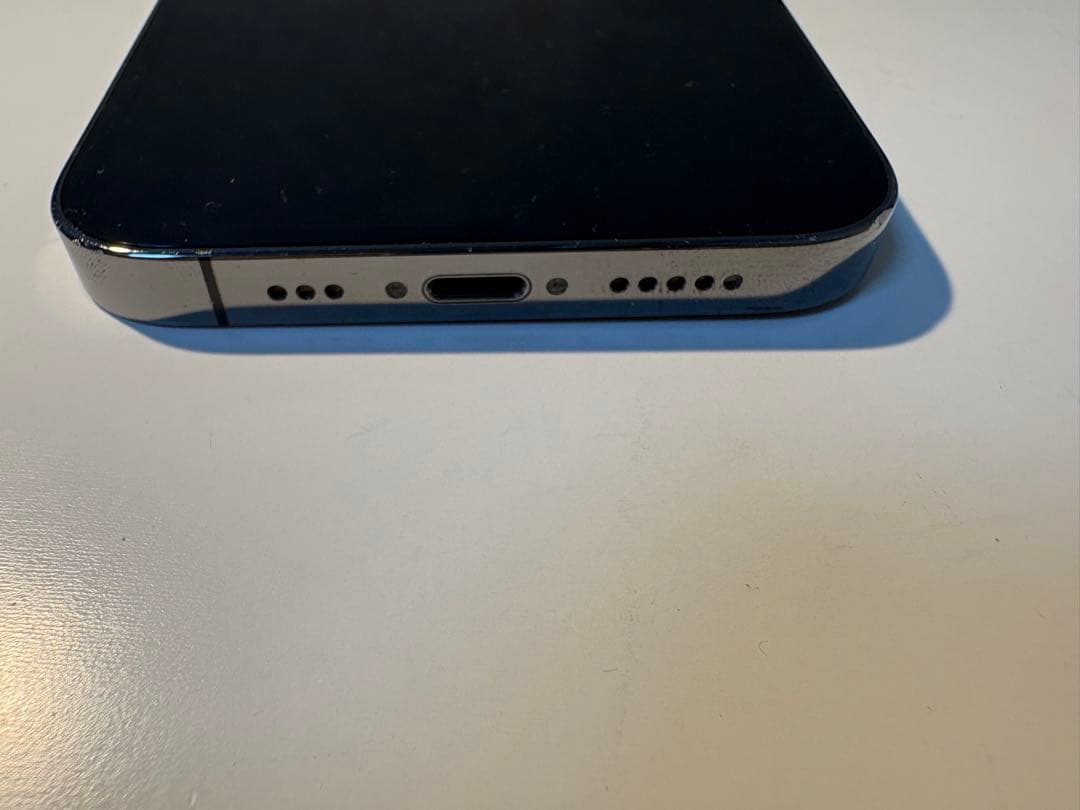 スマートフォン本体 K@