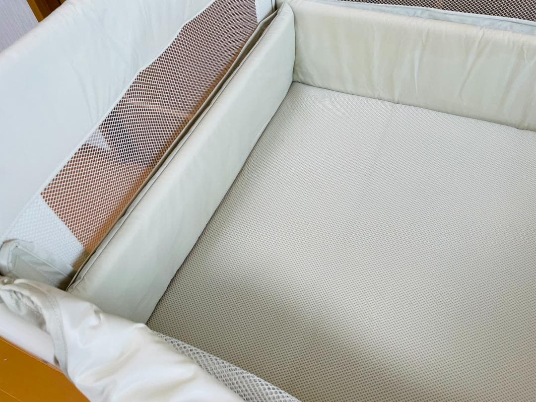 【付属品完備・匿名配送】Aprica アップリカ ココネルエアー ベビーベッド