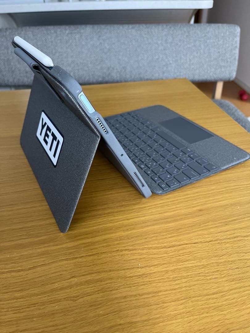 iPad Air、Apple Pencil 、Folio touchのセット