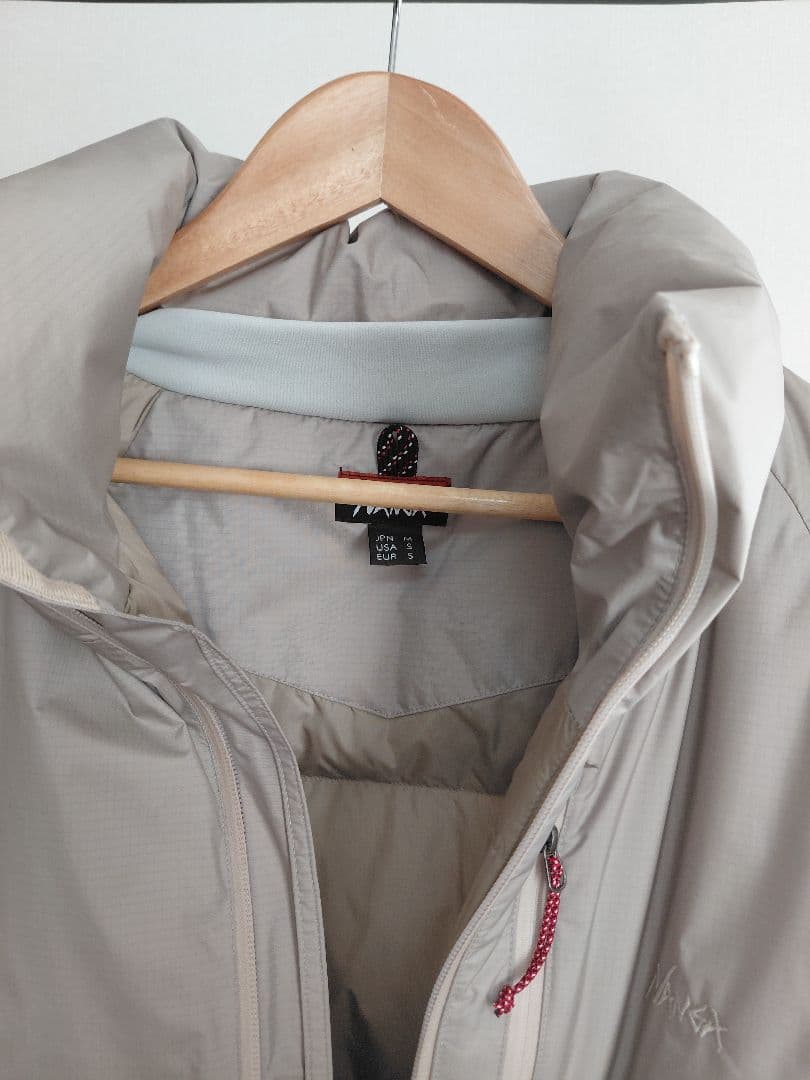 NANGA オーロラダウンジャケット　ベージュ