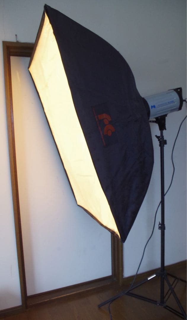 Falcon DE600Bモノブロックストロボ スタンド付きフルセット