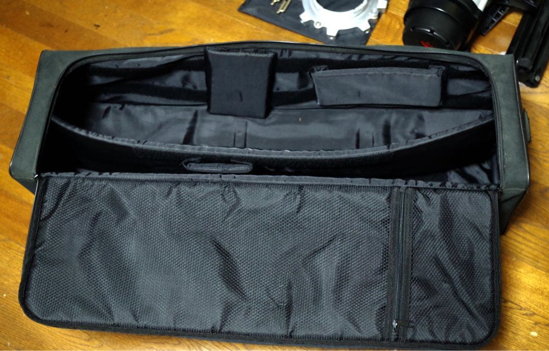 Falcon DE600Bモノブロックストロボ スタンド付きフルセット