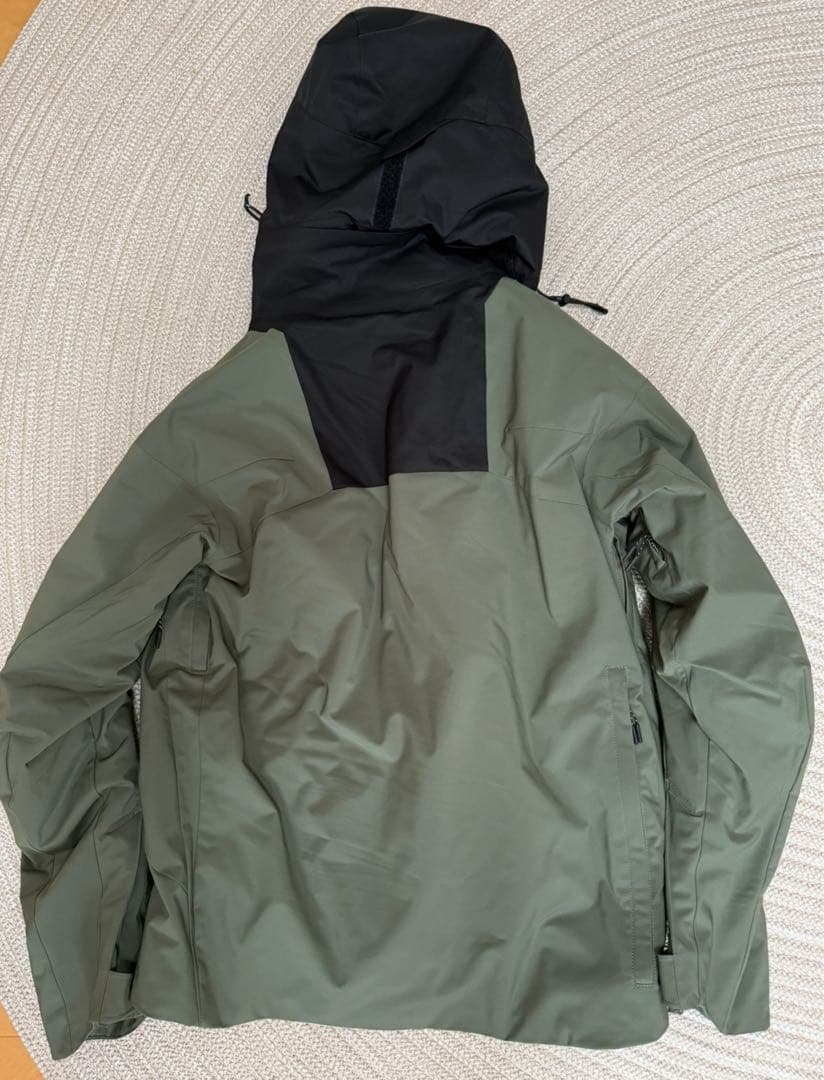 2024-2025ミズノスキーウェア　美品