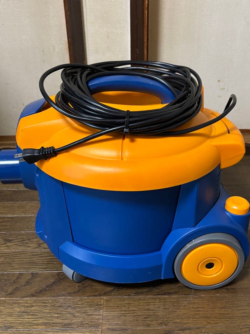 業務用 小型バキュームクリーナー 掃除機 バックマン S2002 蔵王産業