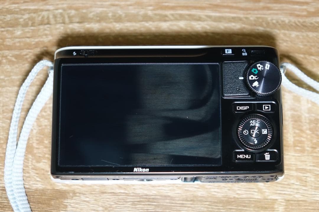 Nikon 1 J2 ホワイト ダブルレンズキット 動作確認済み フルセット