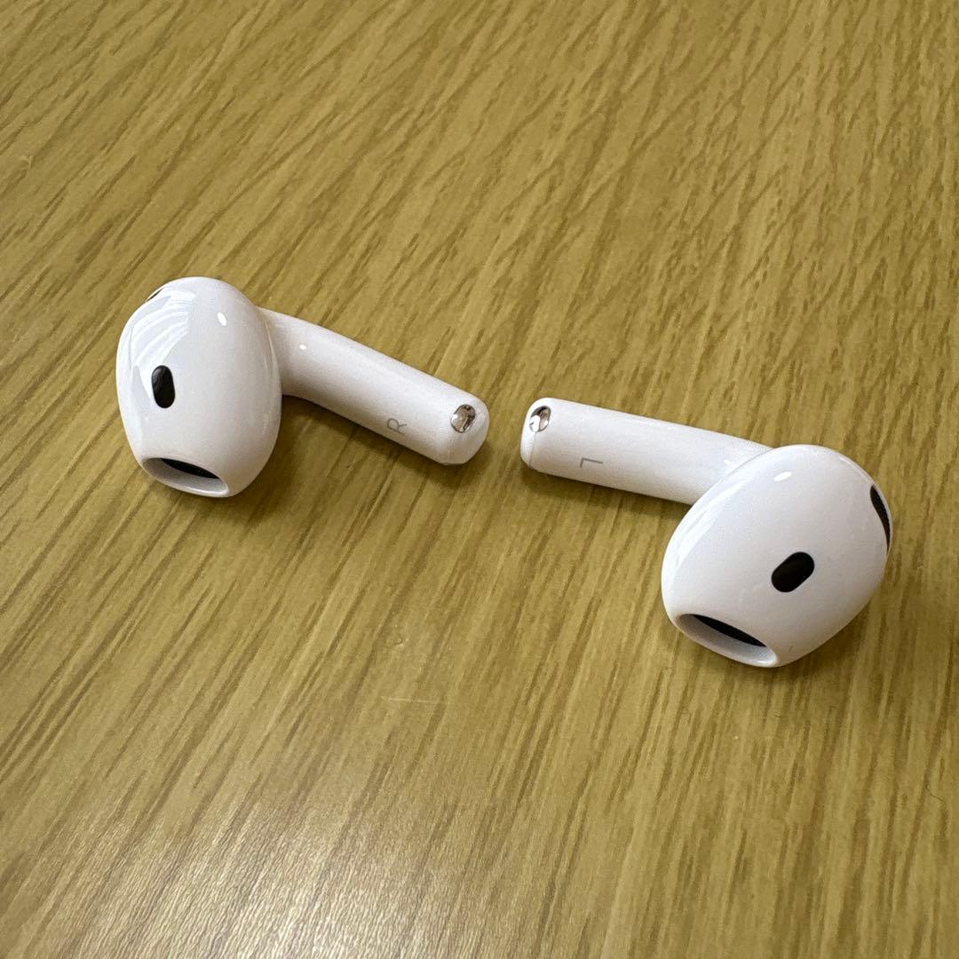 純正　AirPods 4（エアーポッズ 4） アクティブノイズキャンセリング搭載