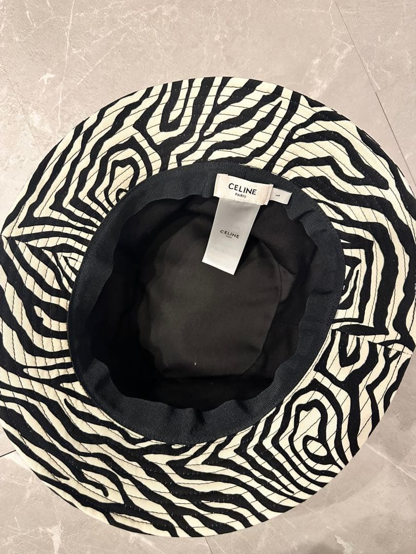 セリーヌ　CELINE バケットハット　ゼブラ　L