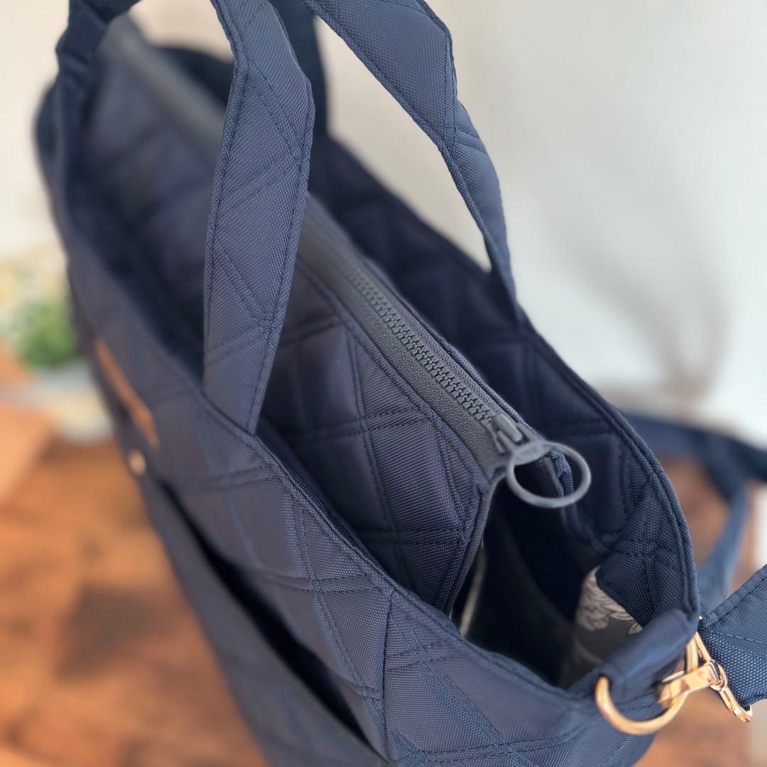 【あつ】ラウンドトートバッグLサイズ　ナイロンオックスキルト　ネイビー