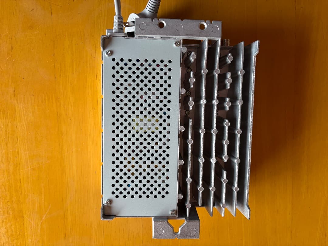 4K ケーブルテレビブースター CATV BOOSTER 10BCAW35S