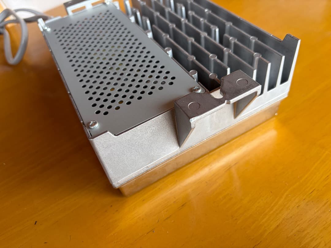 4K ケーブルテレビブースター CATV BOOSTER 10BCAW35S