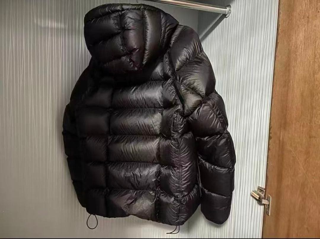 【未使用級】 C.P. COMPANY ブラックダウンジャケット