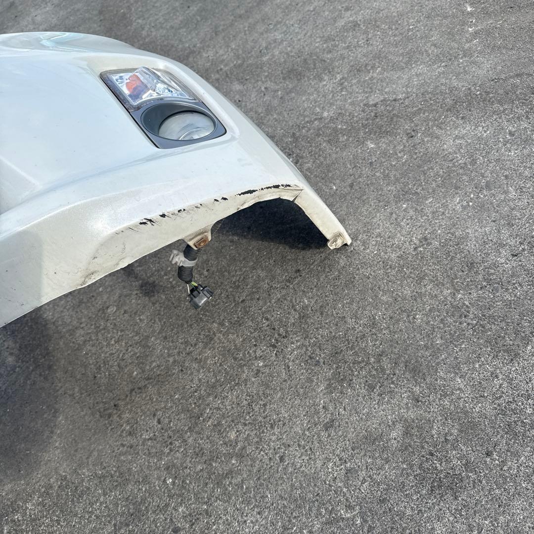 ZVW30 プリウス フロントバンパー 2010年モデル