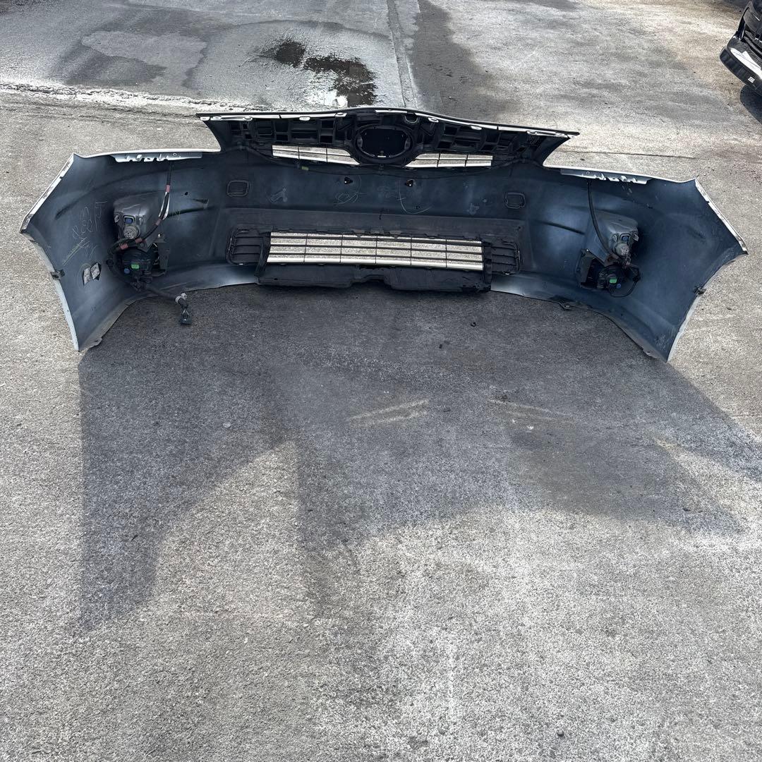 ZVW30 プリウス フロントバンパー 2010年モデル