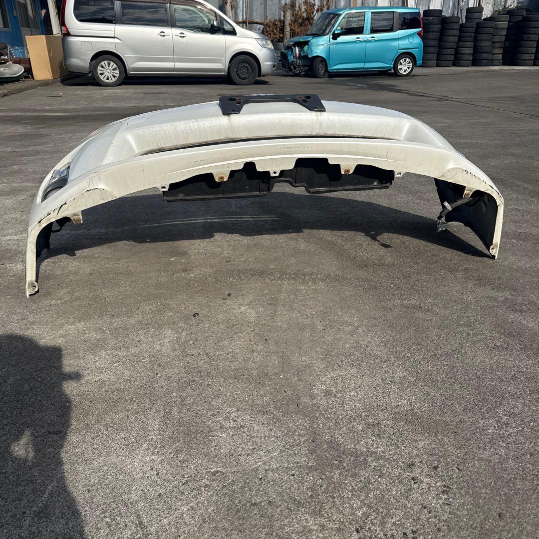 ZVW30 プリウス フロントバンパー 2010年モデル