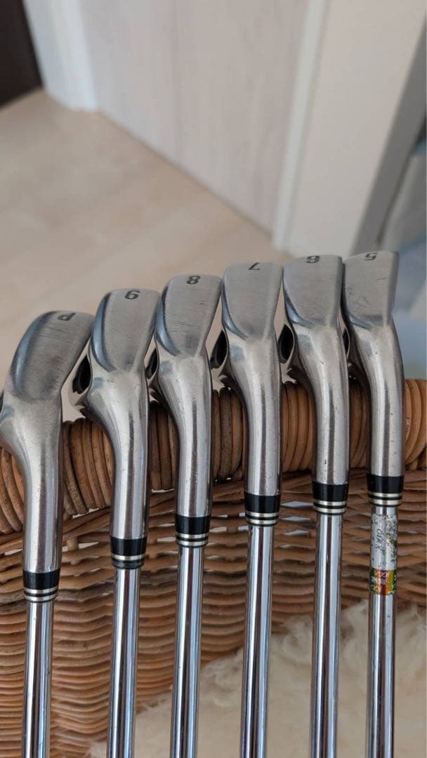 ダンロップ　ゼクシオ9アイアン6本セット (5, 6, 7, 8, 9, P)